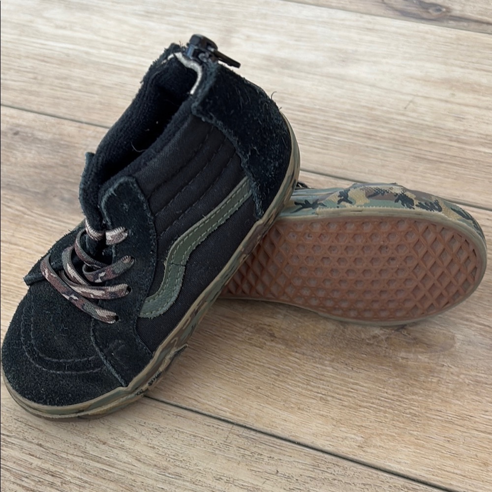 Vans Black and Green High-Top Sneakers